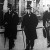 Az angol politikusok, balról-jobbra Neville Chamberlain pénzügy-, Runclman keresledelmi miniszter, Eden főpecsétőr és Simon külügyminiszter a franciákkal való tárgyalások után távoznak a miniszterelnökségről