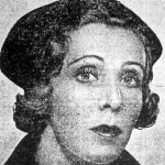 Darvas Lili a Nagy szerelem című darabban, Roth Margit kalapban