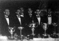 Az osztrák csapat nyerte a bridzs-világbajnokságot. Herbert, Frischauer, dr. Stern, Schneider, Jellinek, Blühdorn