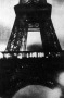 A francia állami sorsjáték huzásának eredményeit az Eiffel-toronyról hirdették ki a város nagyrészéből látható villany-számtáblán