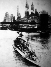 A Concord cirkáló elindul a newyorki kikötőből a kubai vizekre, az amerikai flotta nagygyakorlatára.