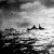 Vígan szelik az olasz hadihajók a napsütötte Földközi tenger hullámait