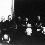 A Vasuti Segédtisztek Országos Egyesületének díszközgyűlése. Középen Szakolczay Géza elnök ül.