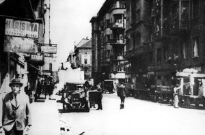 Budapesti zsidók csillagos házakba költöznek 1944 nyarán (www.magyarzsido.hu)