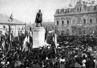 Kossuth szobrának leleplezése Hódmezővásárhelyen