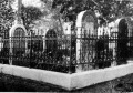 A Jókai-család sírjai a komáromi református temetőben