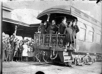 Az elnöki vonaton Roosevelt és kísérete