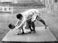 Kicsisaburo_Sasaki_dzsiu-dzsicu_mester_birkozik