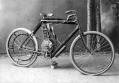 Az első motorkerékpár 1902-ből