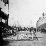 A Zrínyi hadihajó vízre bocsátása a keresztelést követően