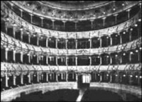 A milánoi Manzoni Színház nézőtere