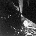 Világitó- és jelzőkészülék éjjel haladó vonatok számára. A fényszóró a lokomotiv előtt van elhelyezve