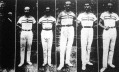 1. Kmetykó János (vezető), 2. Szabó Kálmán, 3. Nyisztor János, 4. Antos Mihály, 5. Gellért Imre, 6. Gráf Frigyes. Az olympiászon résztvevő magyar tornász csapat: