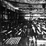 A világhirű esseni Krupp-gyár belsejének egyik műhelyosztálya, a hol az ágyucsöveket készitik