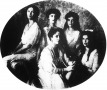 Alexandra orosz cárné leányai társaságában