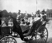 Az orosz czár és a német császár 1913-ban.