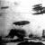 Wright-féle röpülőgép-hadosztály Helgoland szigete előtt. Balra két kormányozható léghajó