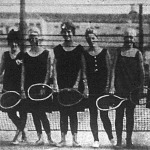 Fiatal leány teniszezők