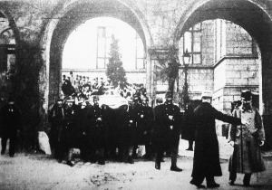 Katonatemetés Budapesten (Ezen a felvételen ifj. Berzeviczy Albertet temetik, a 38. gyalogezred vitéz századosát