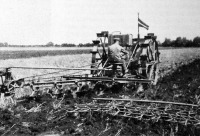 Korszerű talajművelő gépek bemutatója Galántán