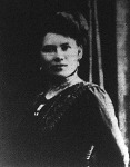 Schubert Antónia, kitüntetett postamesternő