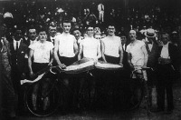 Az 1919.évi bajnokok Burghardt-Uhareczky-Vass-Rusovszky-Pflamner 