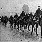 Belga lovasság átvonul egy rajnai hídon