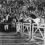 Stolmár Károly a 110 m-es gátfutás győztese