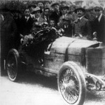 Hermann Rützler Steyr-gépkocsijával első díjat nyert a svábhegyi versenyen