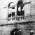 A csongrádi Magyar Király szálloda, amelynek X jelzésű ablakán a gyilkos bombát a terembe dobták