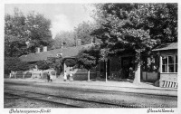 1. kép Az egykori Déli Vasút állomásának eredeti szemesi indóháza 1924-ben. (Dr. Kubinszky Mihály gyűjteményéből, a www.vasutallomasok.hu hozzájárulásával)