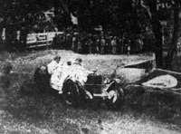 Rudolf Caracciola a verseny abszolút győztese a cél előtti fordulóban