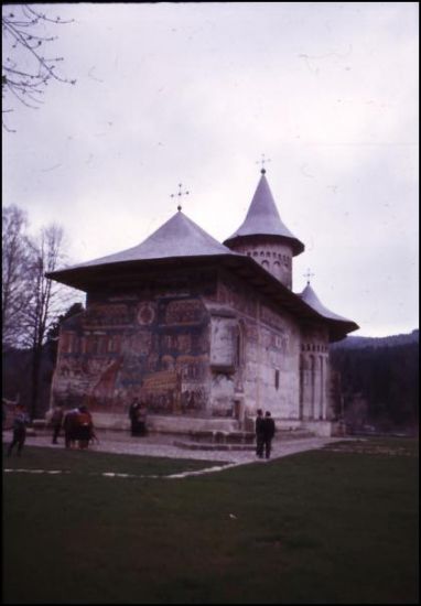 Festett falú templom